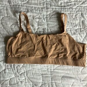 NWOT SKIMS SCOOP BRALETTE NUDE 3X
